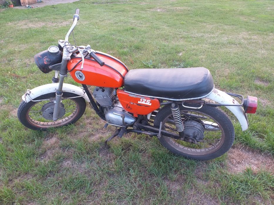 Sprzedam WSK 125 KOS w pełni sprawny motor
