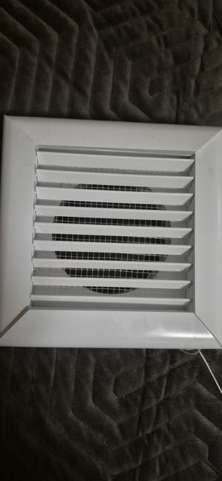 Вентиляційна решітка