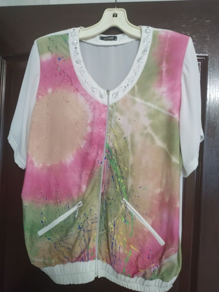 Продам костюм р.50-52