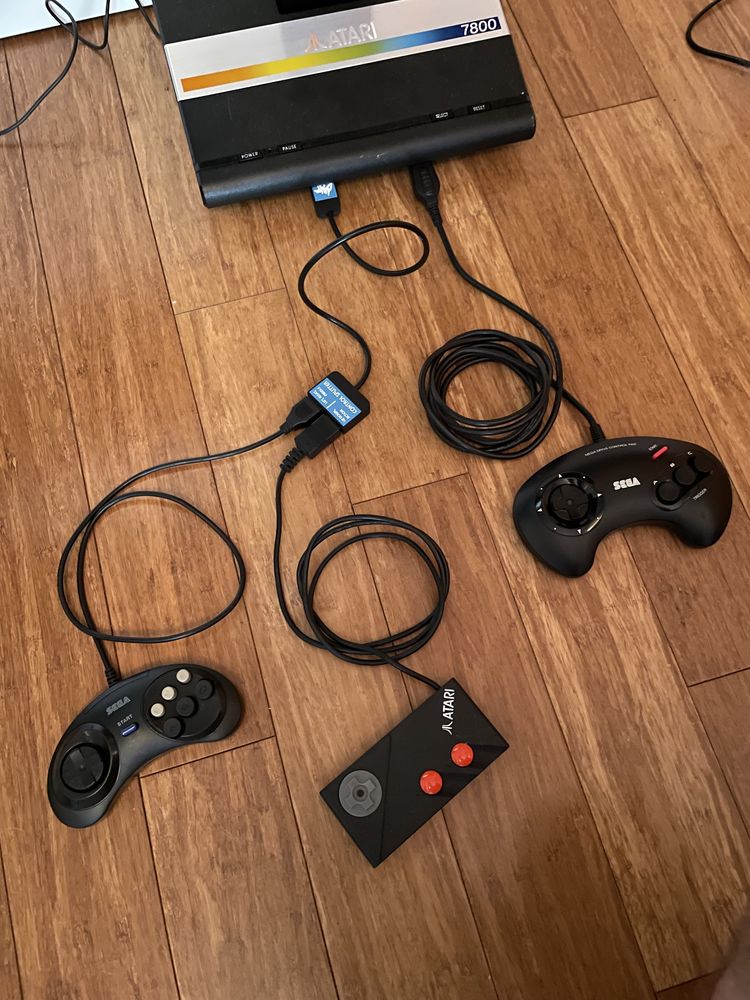 Rozdzielacz sterowania do Atari 2600, 7800 i Rambo