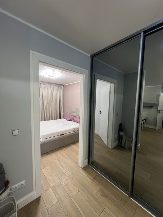 Сдам 2 х к +кухня-гостинная Небесной сотни 41