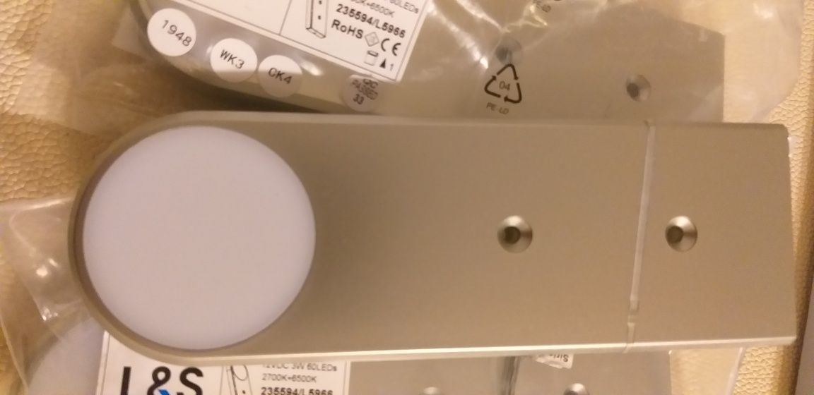 Podszawkowy komplet oświetlenia led dotyk