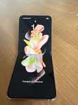 Samsung Galaxy Z Flip4