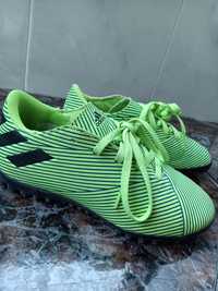 Tênis criança tam 32 Adidas