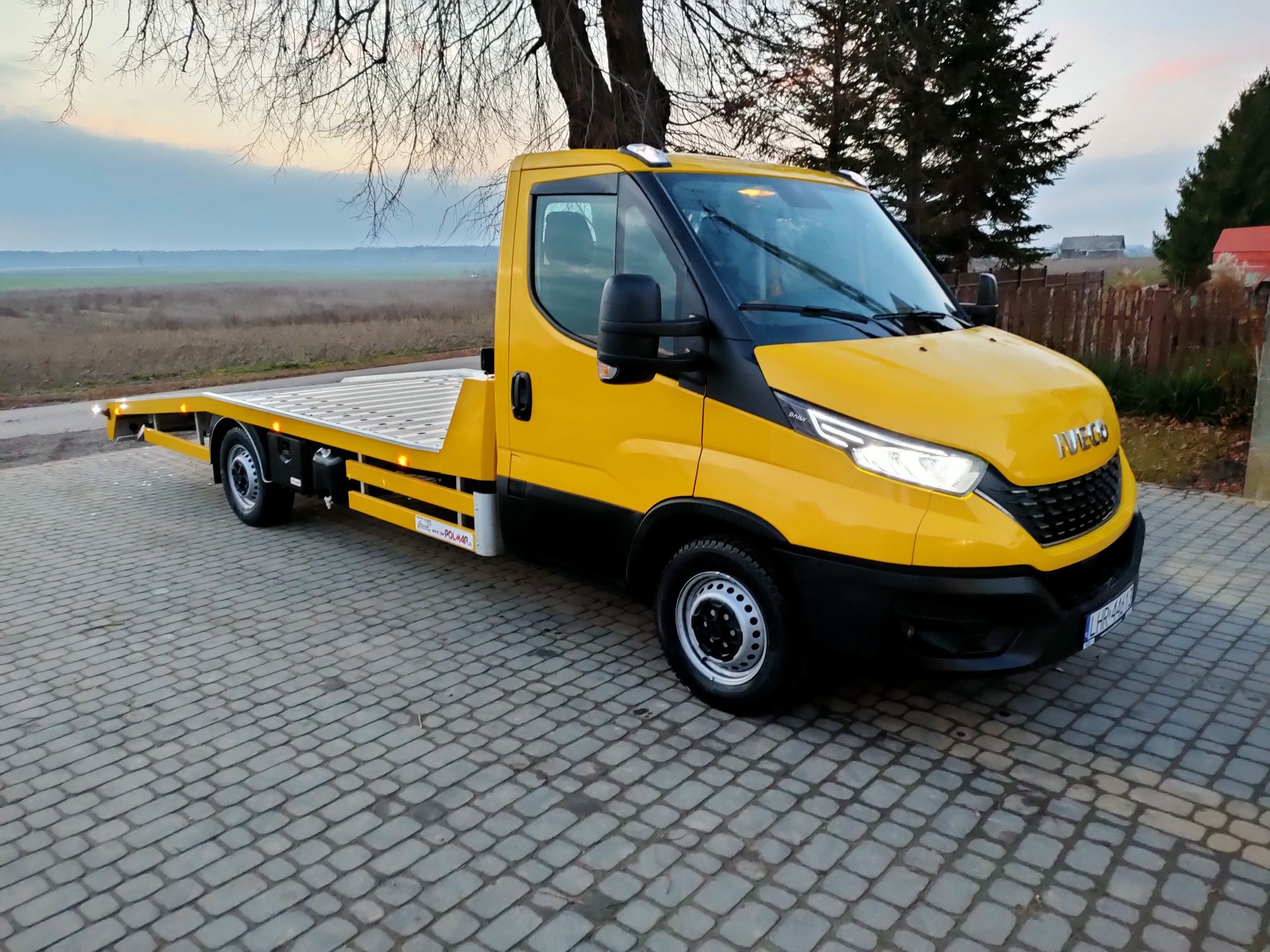 Wynajem wypożyczalnia autolaweta laweta Iveco Daily 3.0 kat. B,  E-TOL