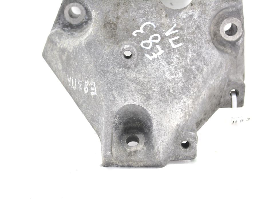 Кронштейн опори двигуна лівий BMW X3 E83 2006-2010 22113451673