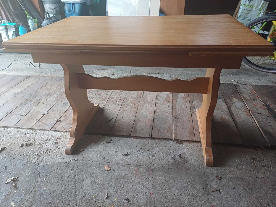 Stół kuchenny rozkładany