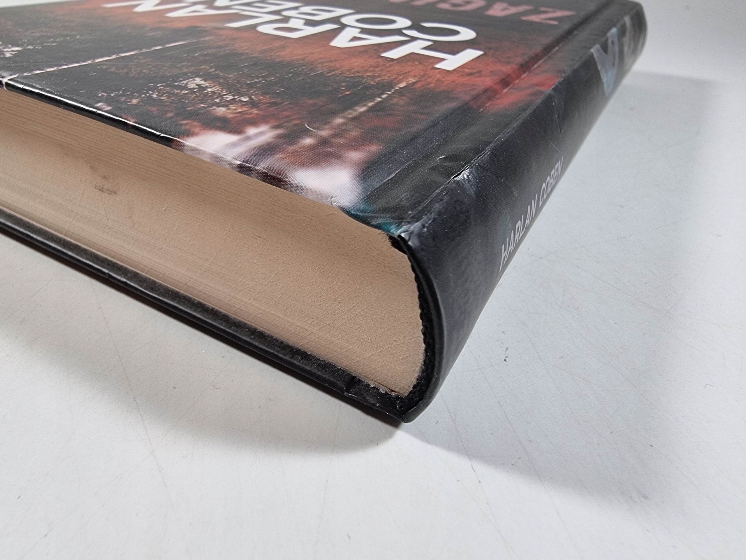 Zaginiona / W Labiryncie Kłamstw Tom 23 / Harlan Coben