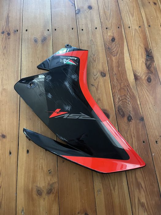 Owiewka lewa Aprilia RSV4