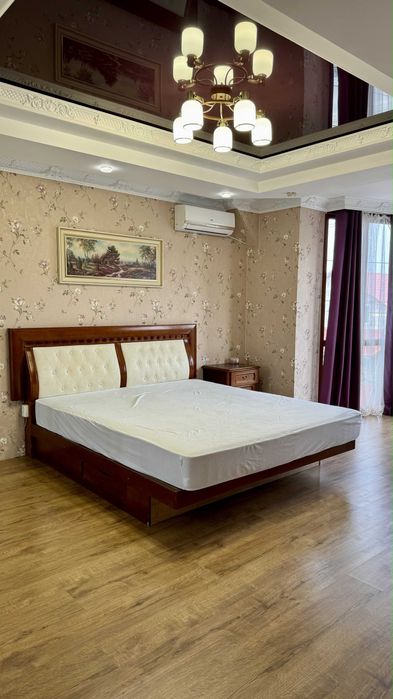 Просторий будинок з каміном! Бомбосховище. Ремонт, ландшафт.