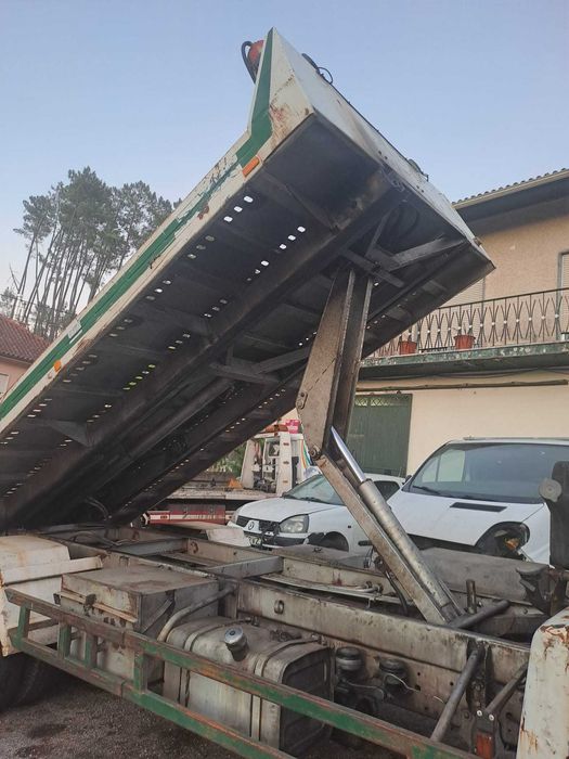 VENDE- SE FORD CARGO