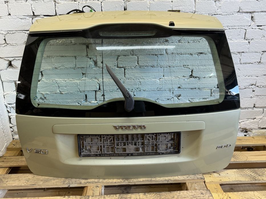 Klapa bagażnika volvo v50 kompletna