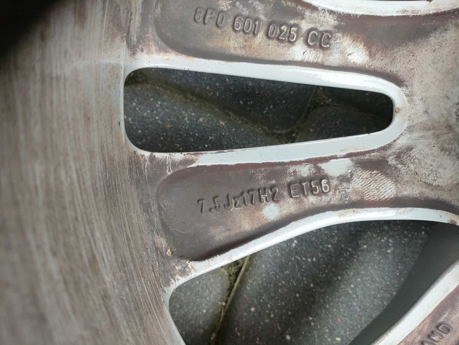 Alufelgi AUDI 17 cali komplet opony 7 mm - opony jak Nowe LATO.