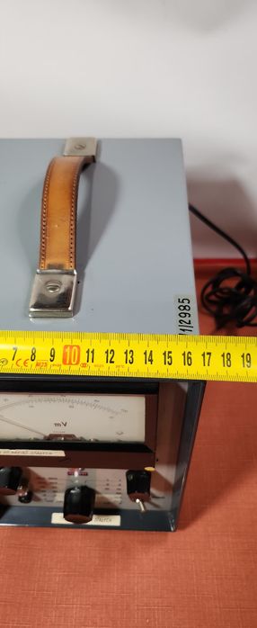 Stare urządzenie miernicze 1968 rok