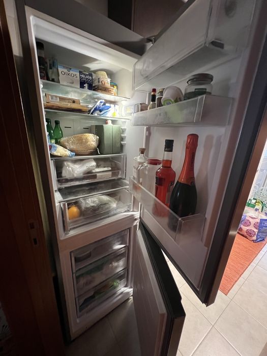 Frigorifico combinado Whirlpool Inox