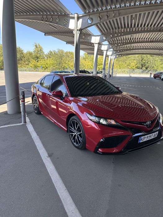 Toyota Camry 75 2021 рік