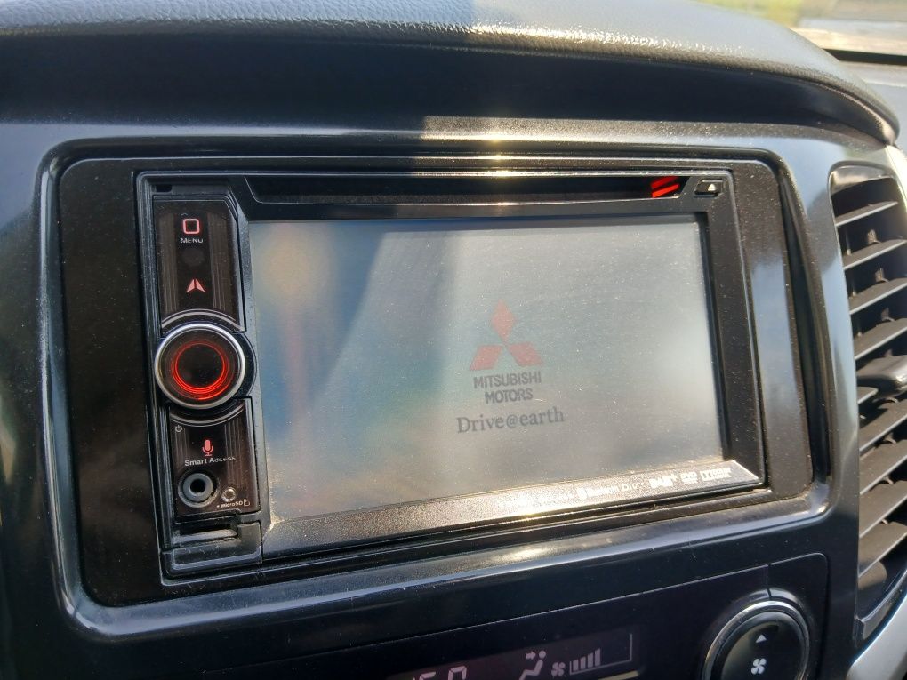 Mitsubishi strakar