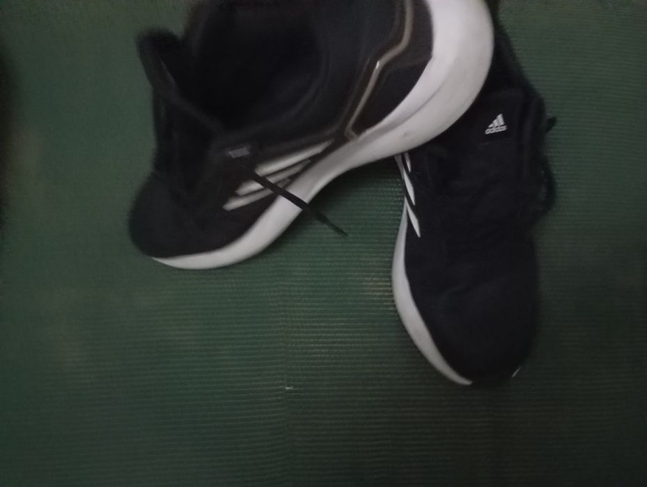 Vendo sapatilhas Adidas