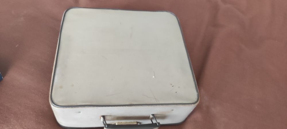 Máquina de escrever antiga SINGER