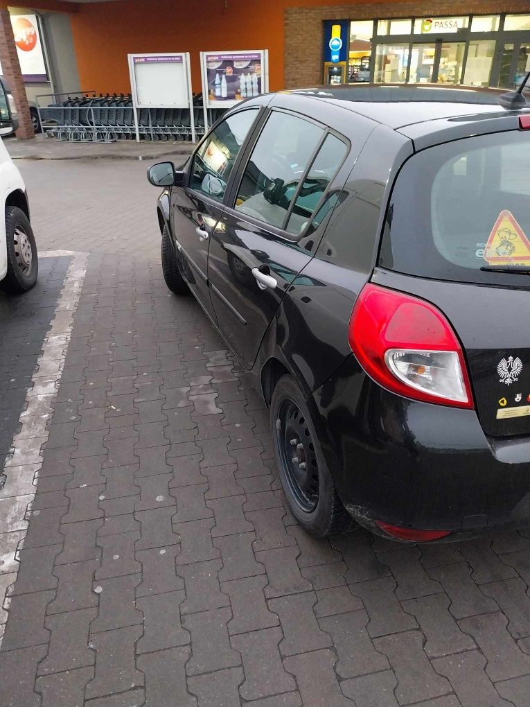 Renault Clio  czarny