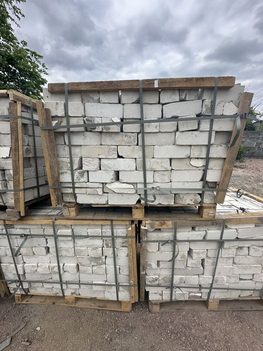 Цегла селікатна 1,5 упакована