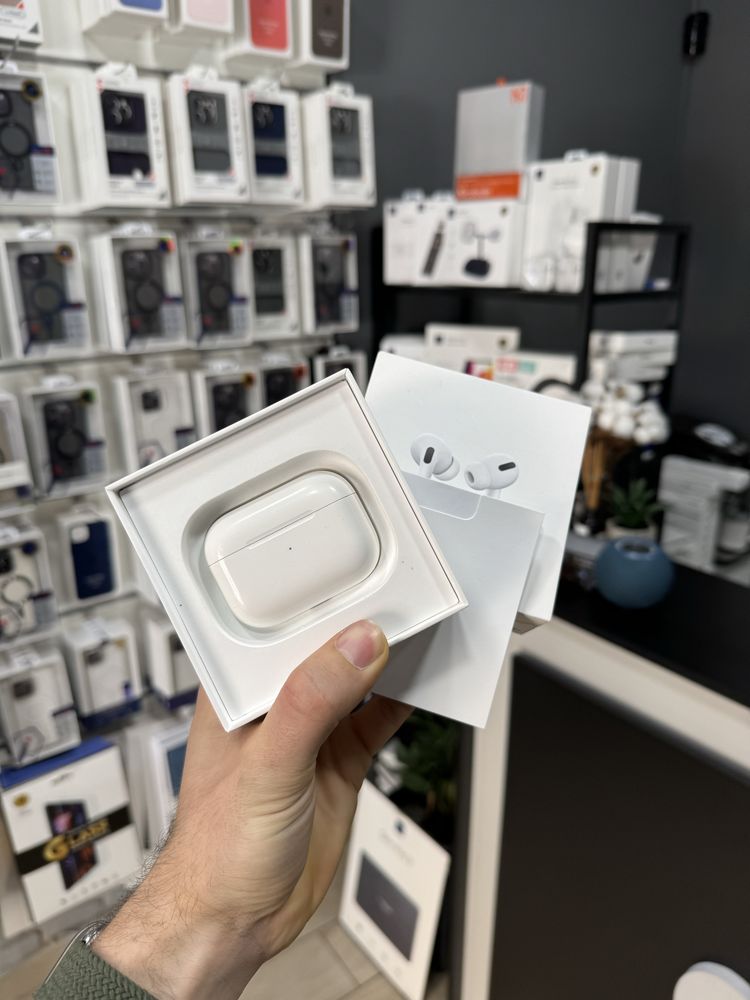 Airpods Pro 1 lightning повний комплект + гарантія