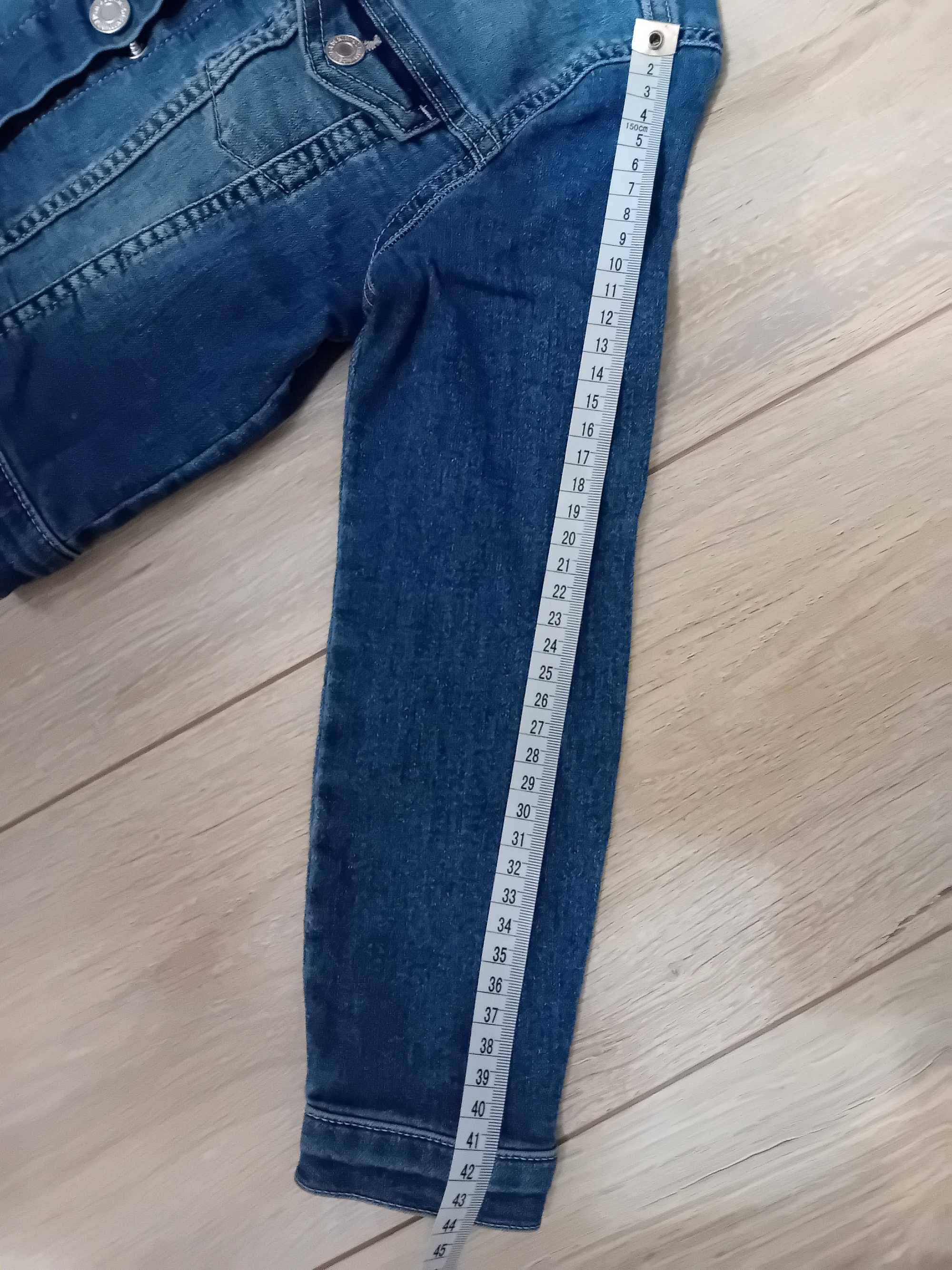 Kurtka jeansowa dla dziewczynki rozmiar 122