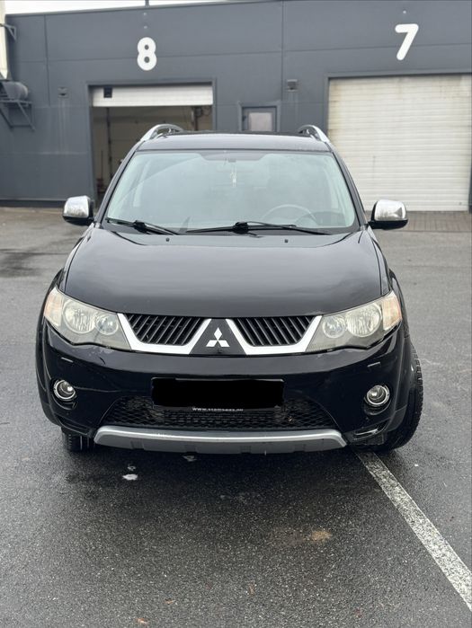 Mitsubishi Outlander XL 2.0d 2008 авто для ЗСУ
