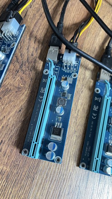 Riser PCI-E 1x-16x USB 3.0 SATA