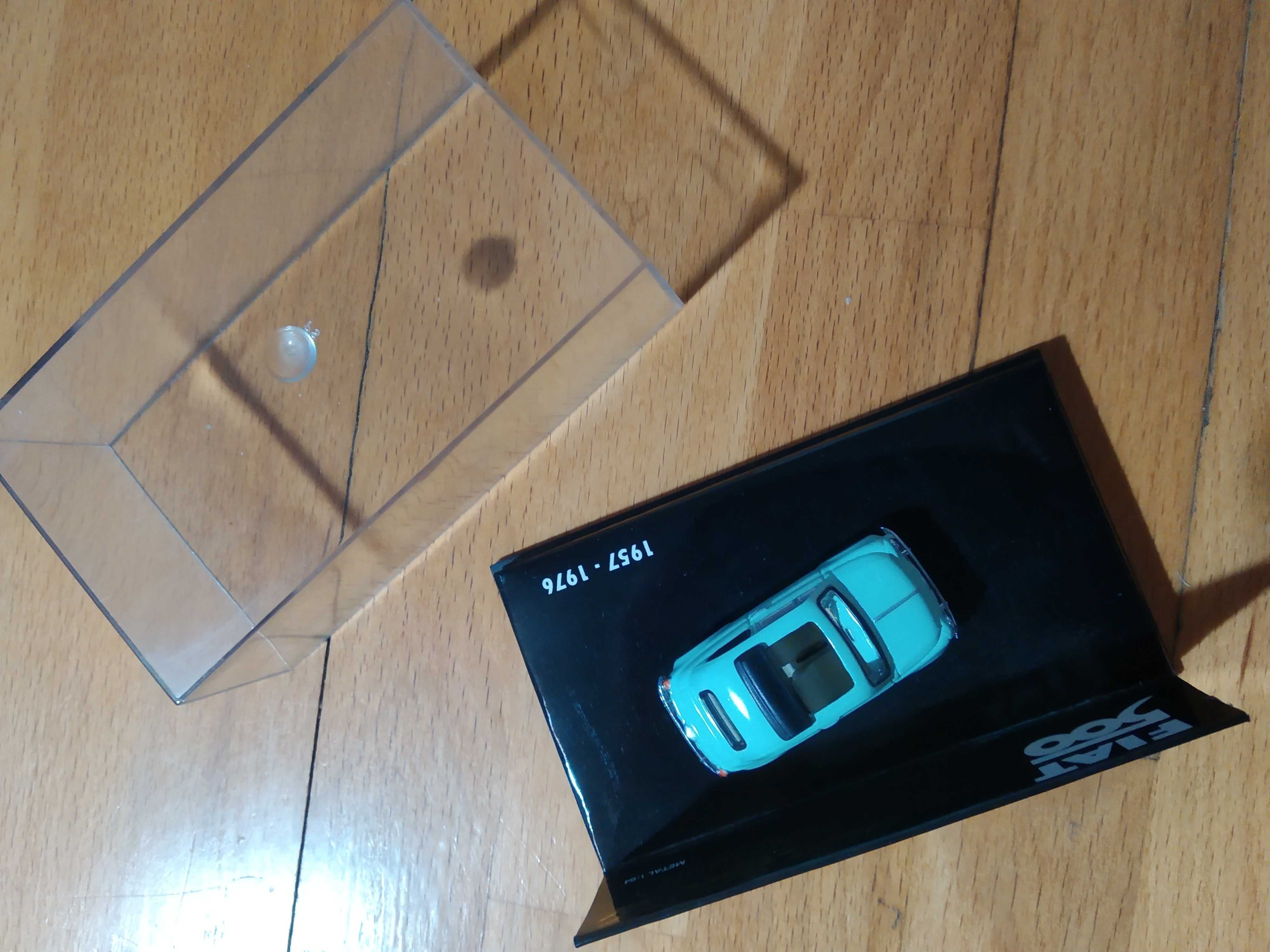 Miniatura Fiat 500 Microchamps 1:64