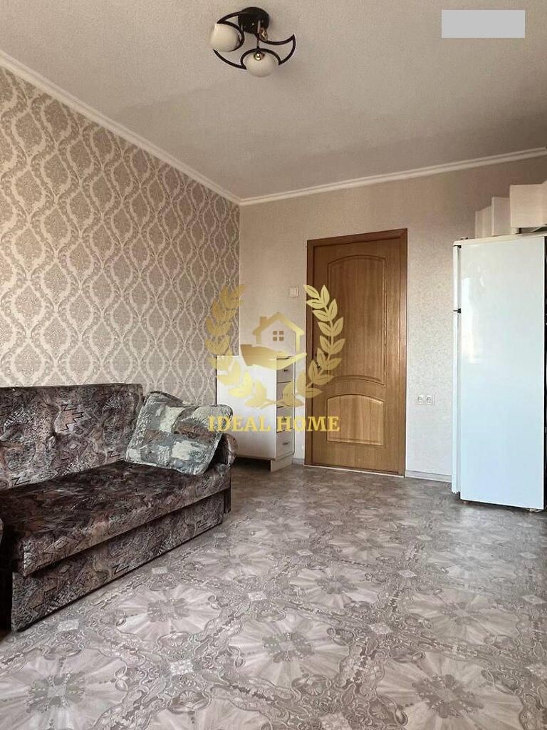 Продається кімната в комунальній квартирі , вул Азербайджанська