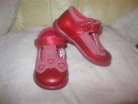 Продам туфельки Mothercare