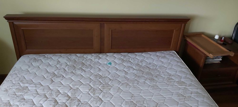 Sprzedam łózko BRW kent 160x200 z materacem sembella