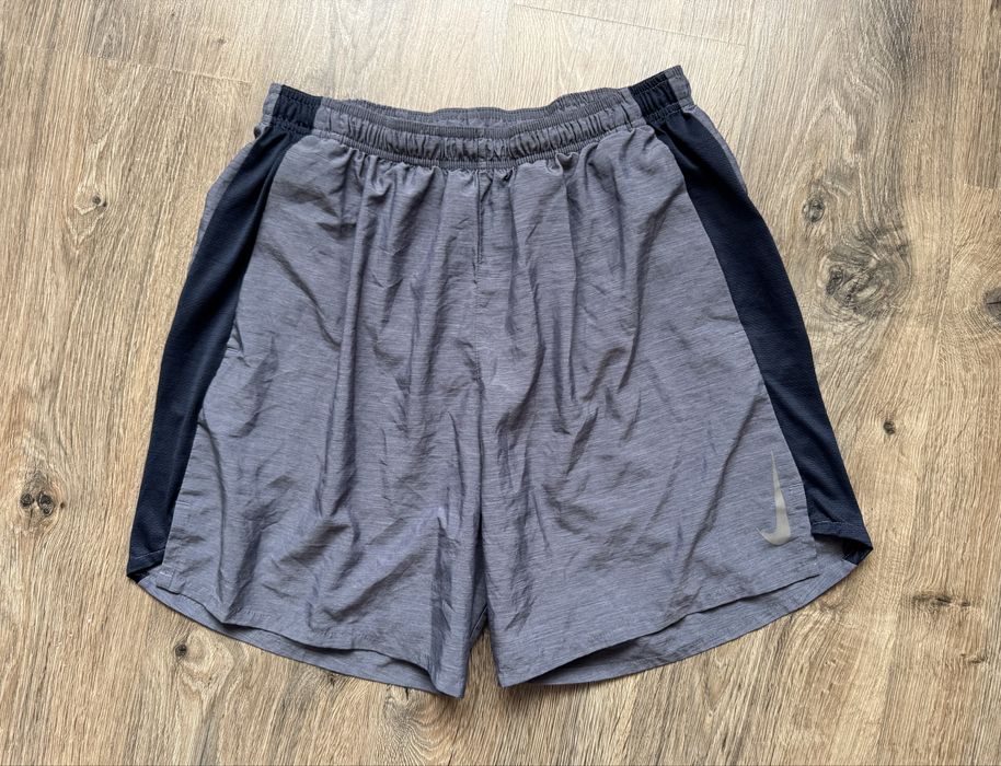 Спортивні шорти Nike Challenger розмір L для бігу в зал