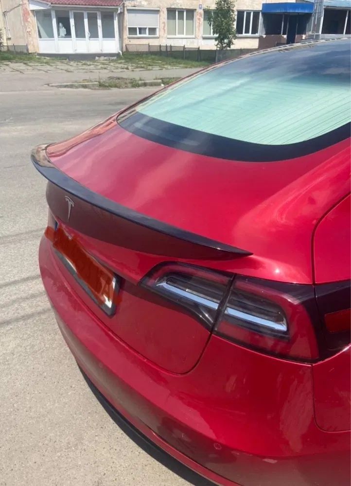 Спойлер Tesla Model 3 ABS-пластик (17-22 р.в.)