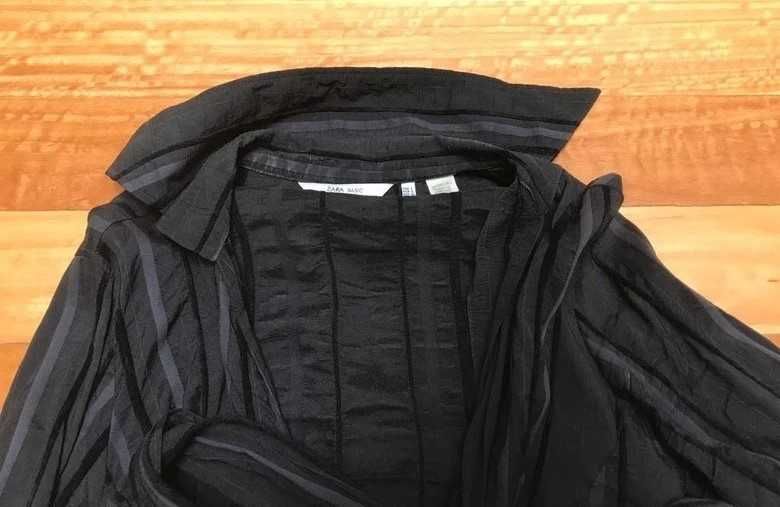 Camisa preta da Zara