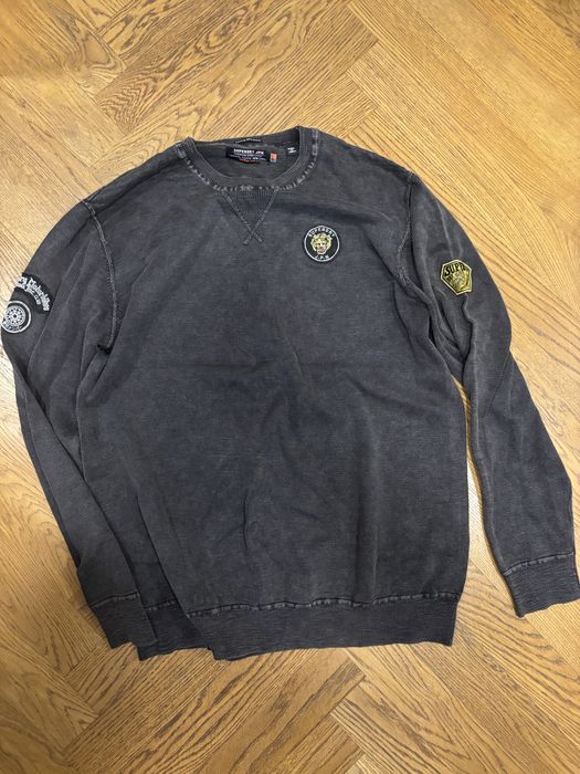 Bluza SuperDry z naszywkami