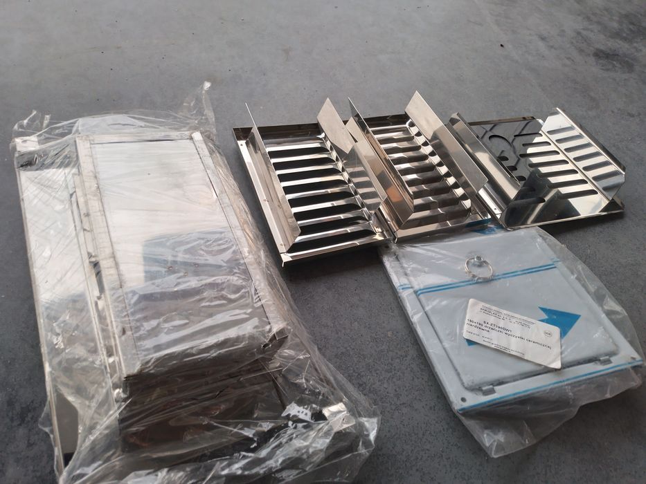 Drzwiczki komina, wyczyszczka