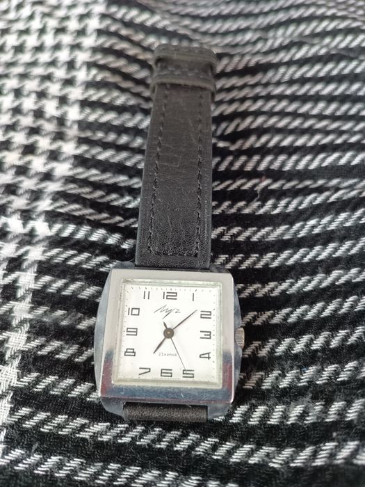 Łucz zegarek mechaniczny