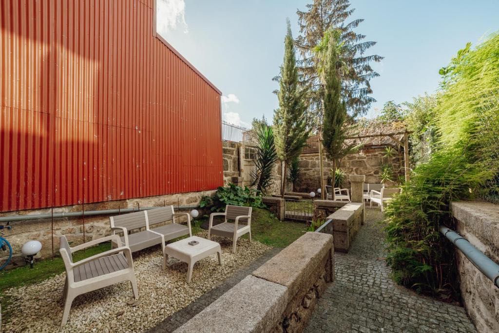 Arrendo T1 Centro do Porto - Apartamento Mobilado com Jardim