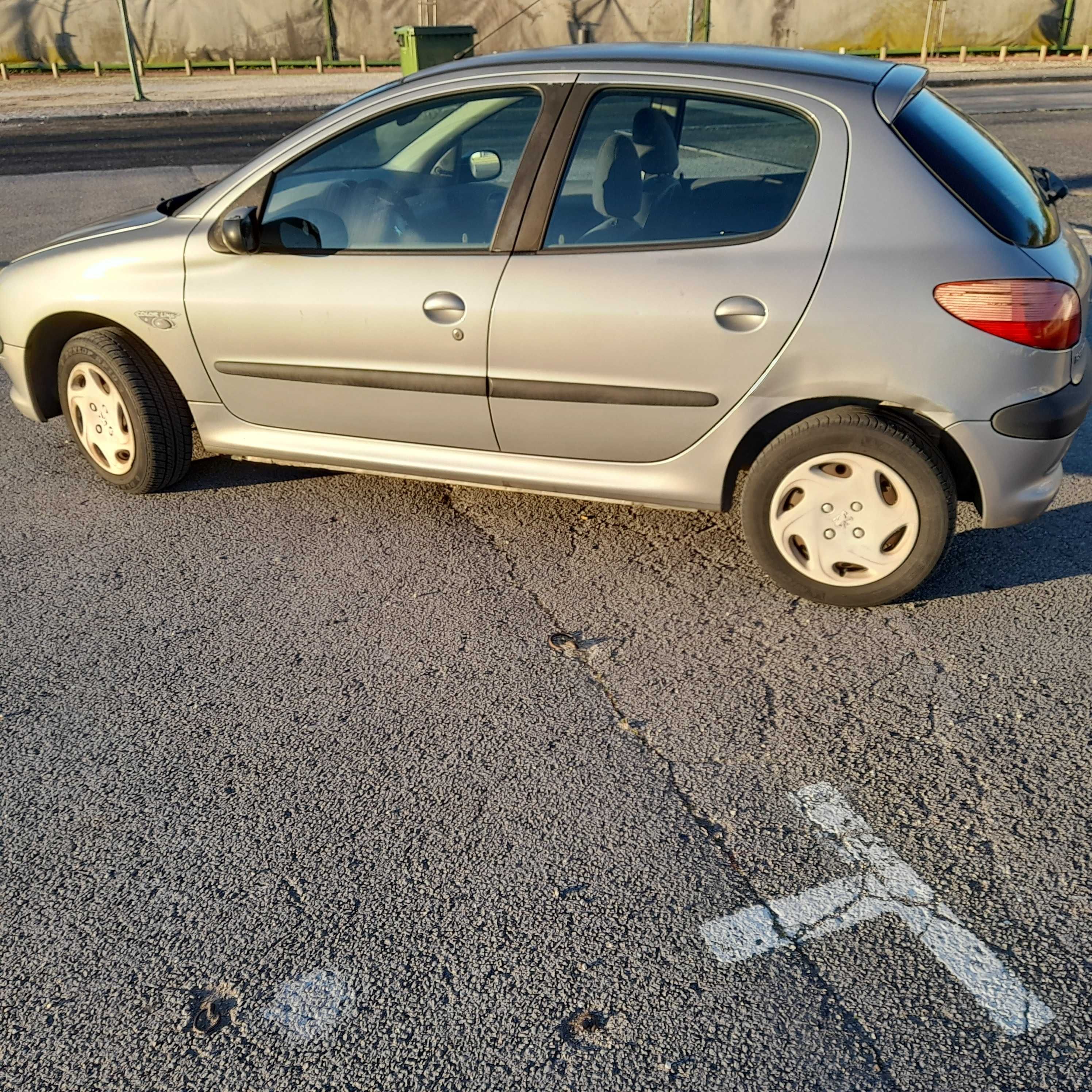 Peugeot 206 1.1 Color Line