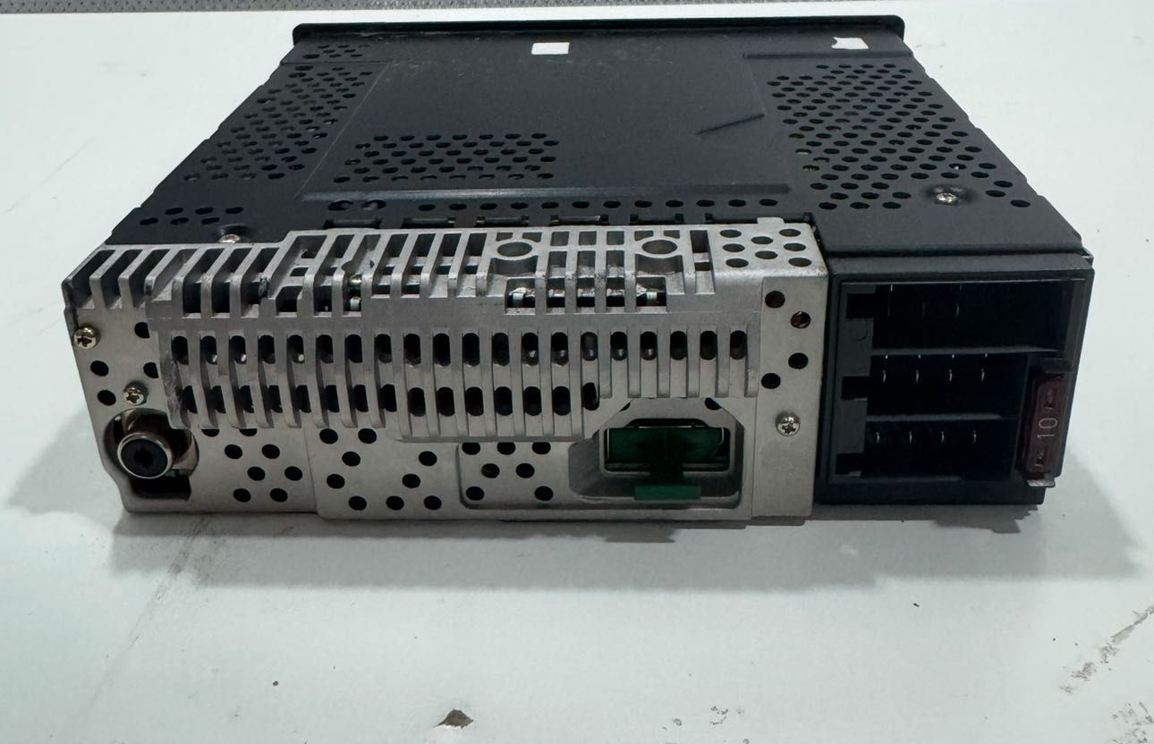Radio Mercedes audio 10 CD MF2910