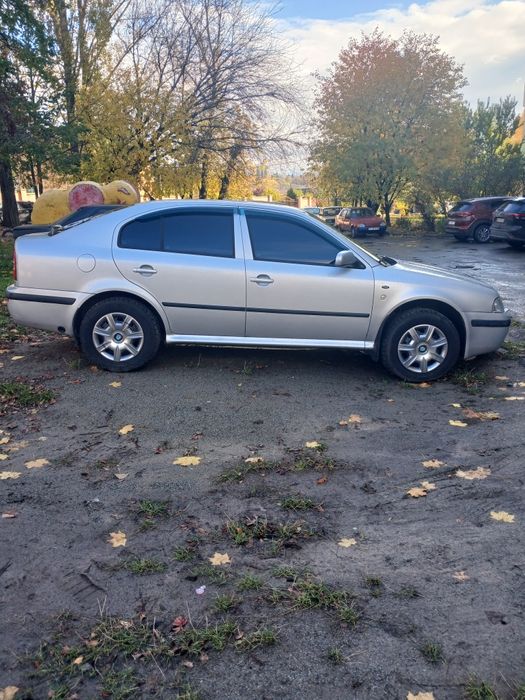 Продаи Skoda oktavia a4