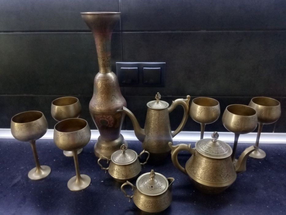 Посуда серебру из Индии