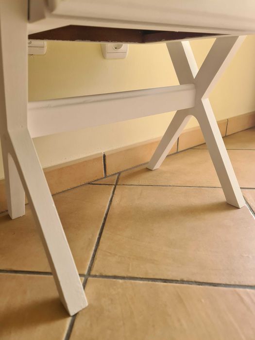 Mesa Cabeceira Apoio Móvel Mesinha Branca em Madeira - Wood Table