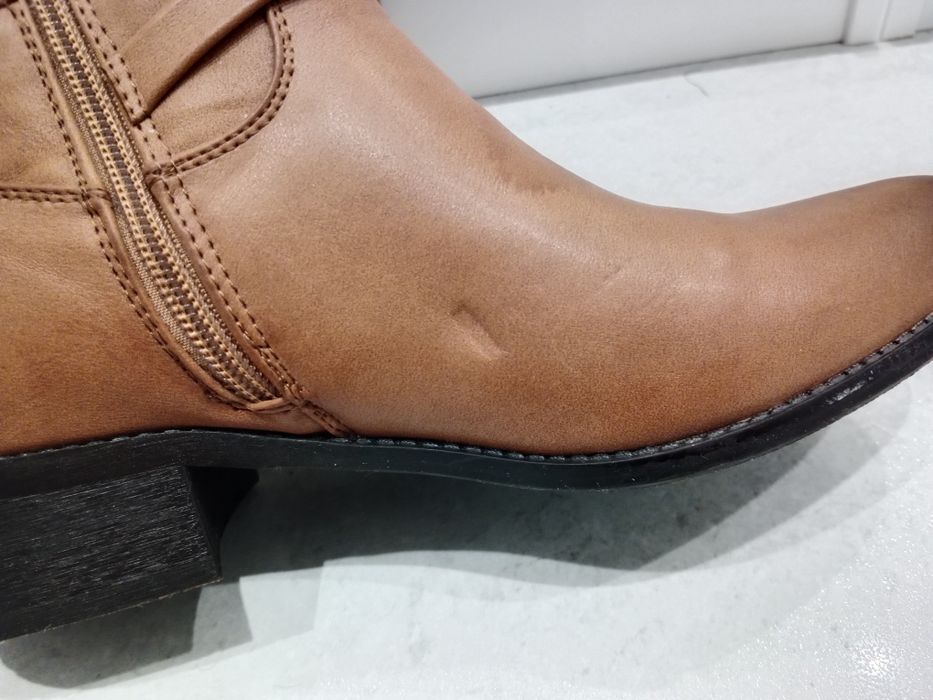 Nowe kozaki damskie rozmiar 38