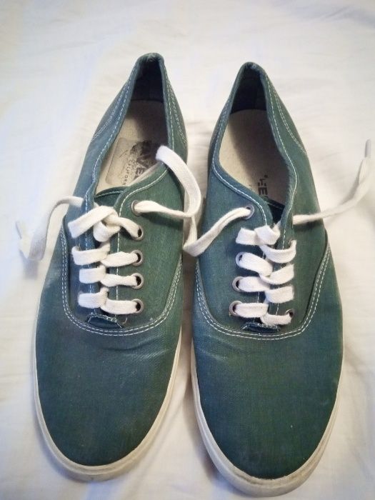 Продам мужские кеды 41 р