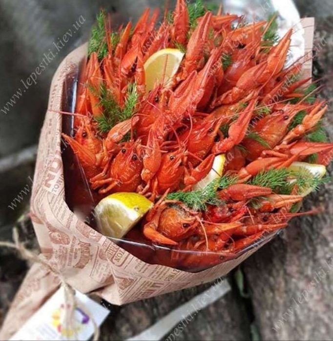 Букет з раків живі свіжі раки