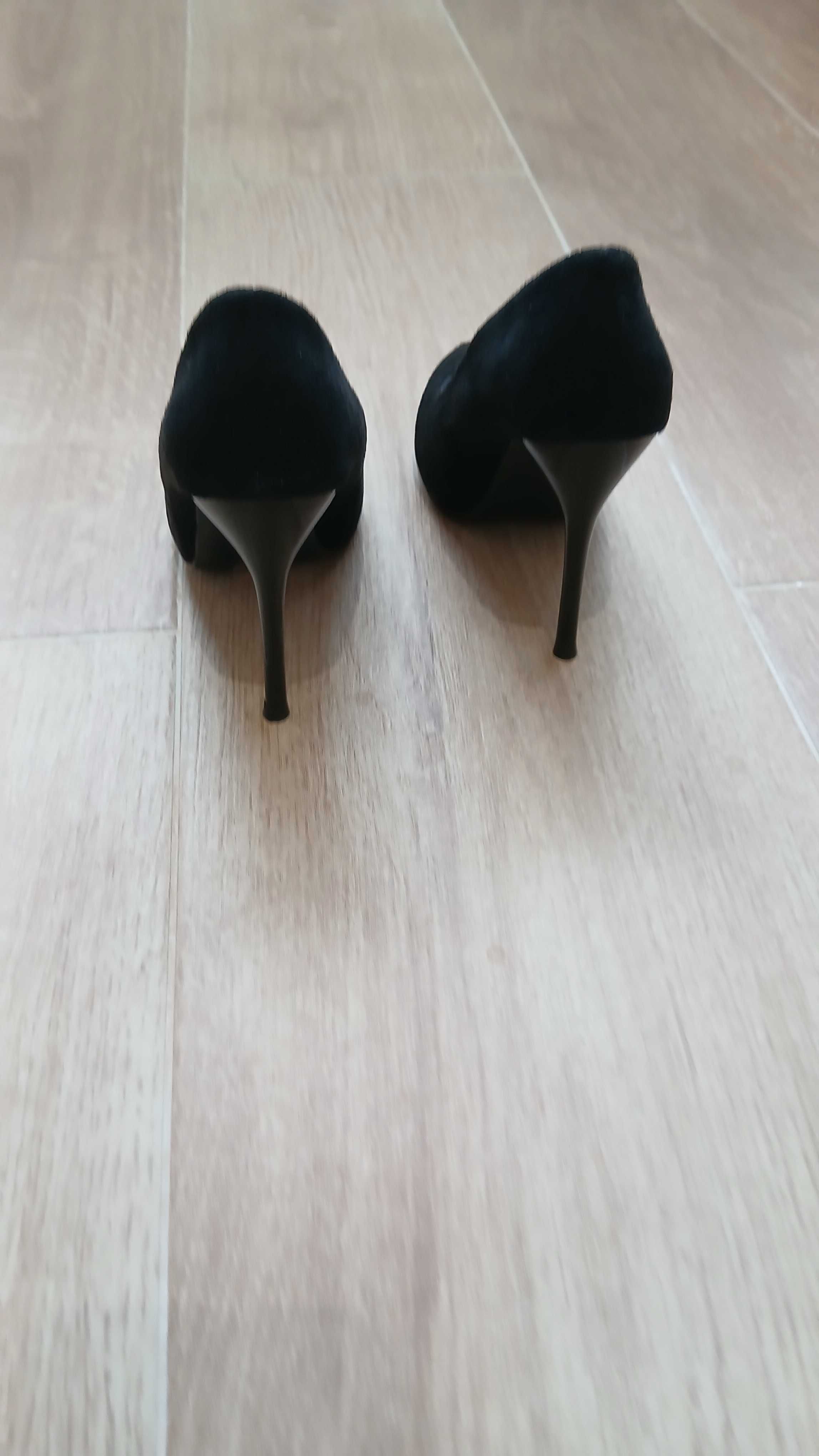 Sapato preto elegante