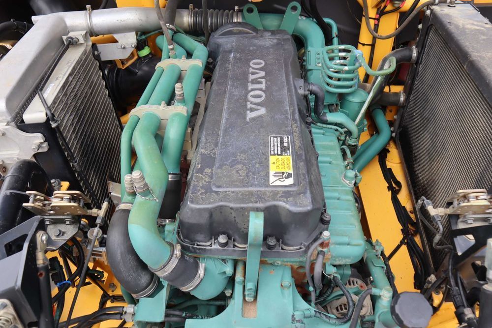2005 Volvo A30 Dumper Articulado
